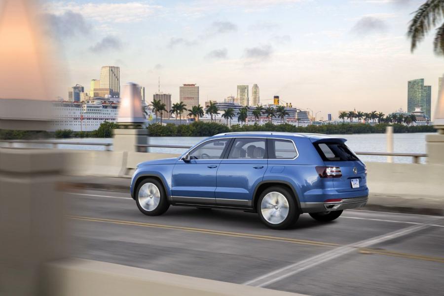  Volkswagen CrossBlue Concept 2013 года  (фото 6 из 78)